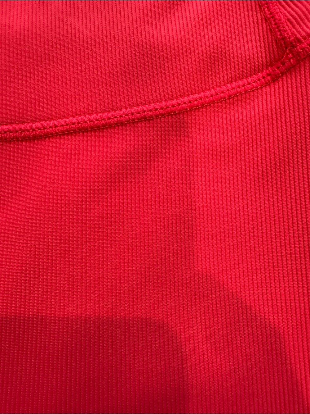 Wilo Ribbed Red Bike Shorts - Picture 3 of 5